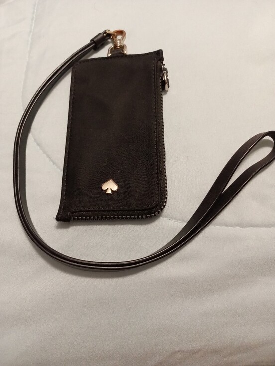 kate spade Handbags - Kate Spade L Zip Card Case Lanyard Gently Loved